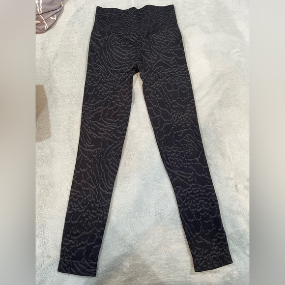 Gymshark adapt animal seamless leggings - Picture 3 of 4